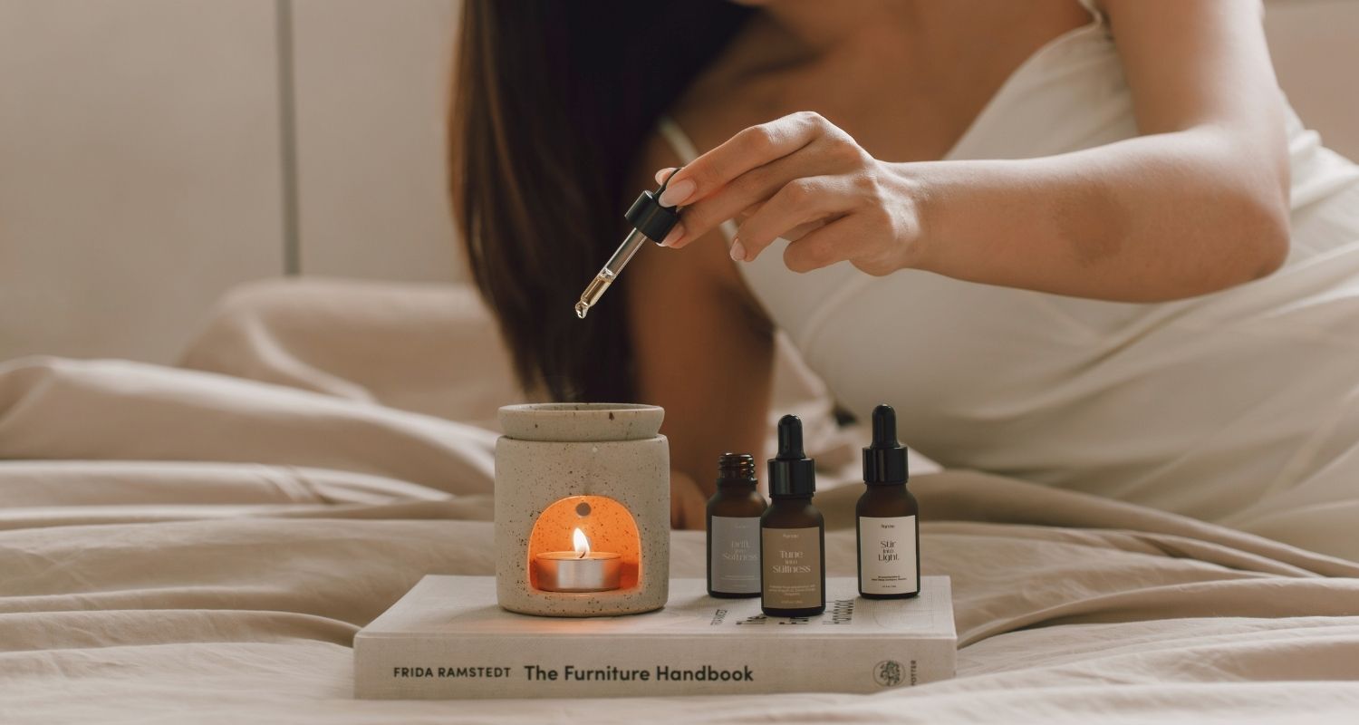 Kindred Bites: Essential Oils for Stress Relief: Creating Moments of Calm at Home